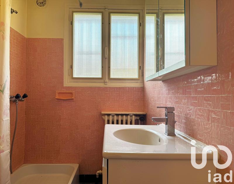 Maison - 96 m² - 5 pièces