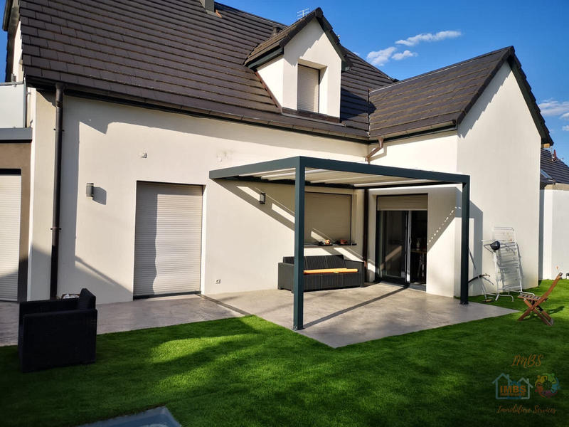 Maison - 180 m² - 5 pièces