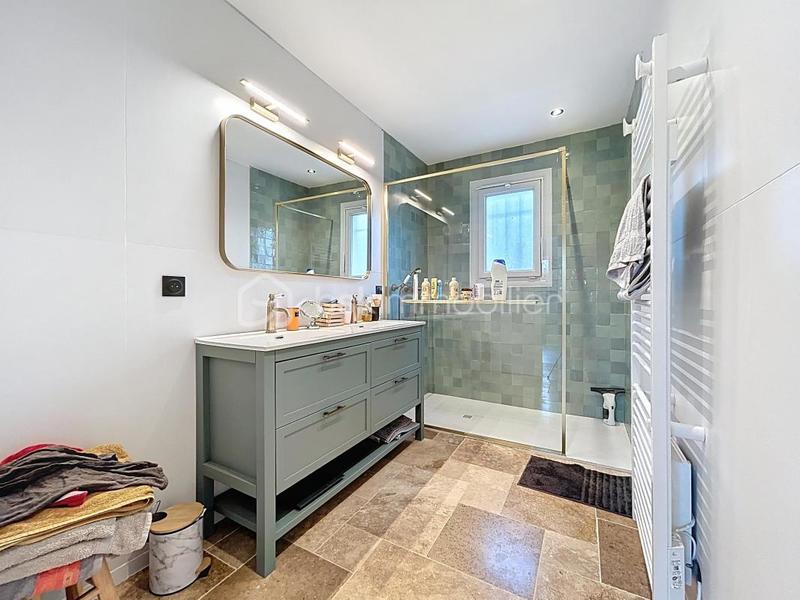 Maison - 110 m² - 4 pièces