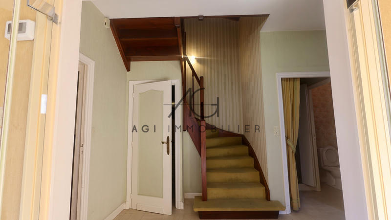 Maison - 147 m² - 5 pièces