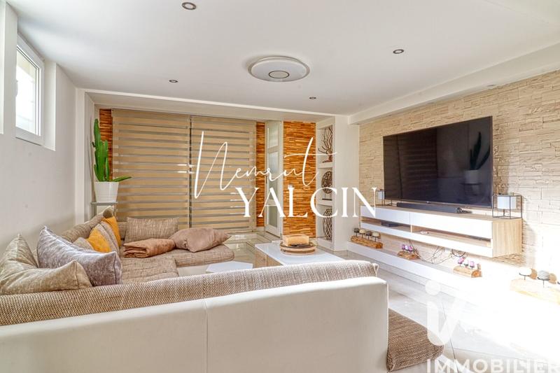 Maison - 200 m² - 7 pièces