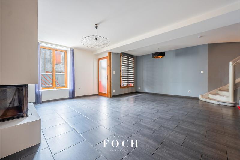 Maison - 140 m² - 6 pièces