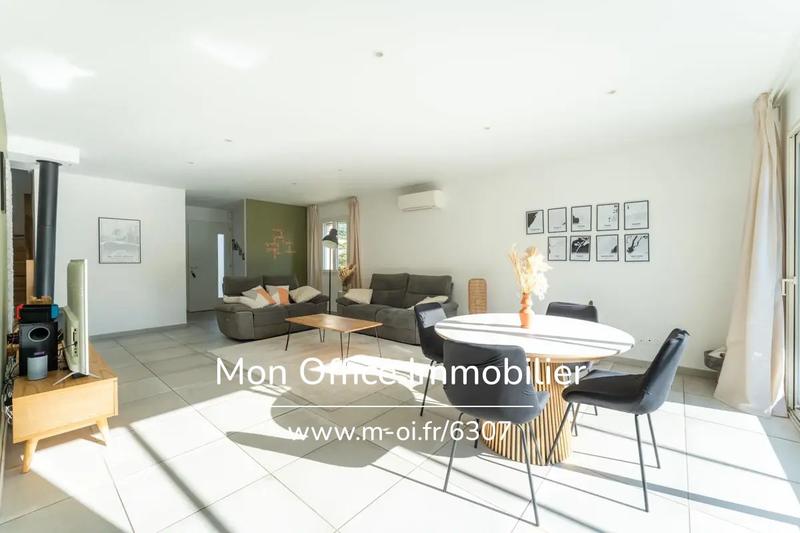 Maison - 122 m² - 4 pièces
