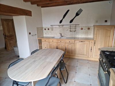 Maison - 102 m² - 4 pièces