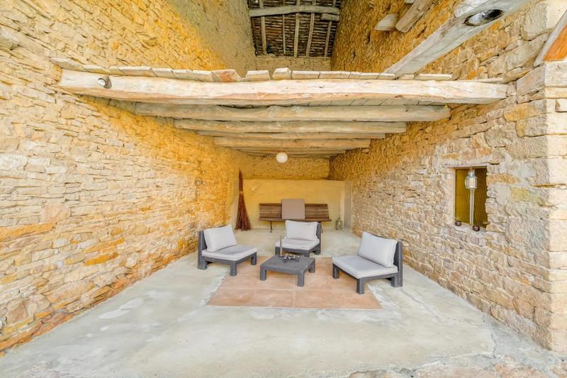 Demeure - 340 m² - 10 pièces