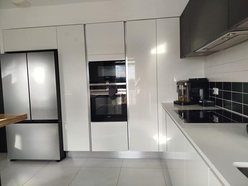 Maison - 121 m² - 5 pièces