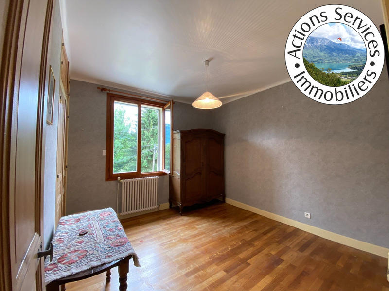 Maison - 163 m² - 7 pièces