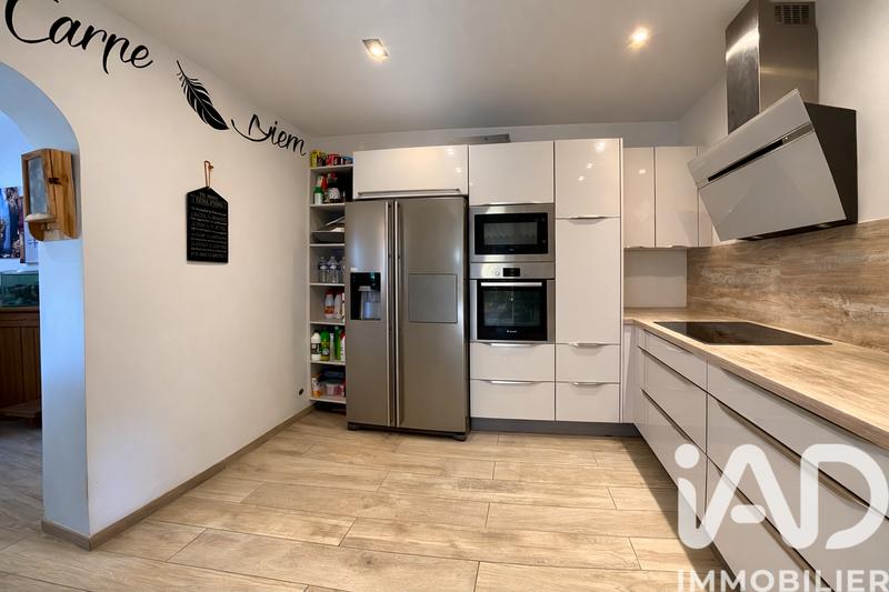 Maison - 92 m² - 4 pièces