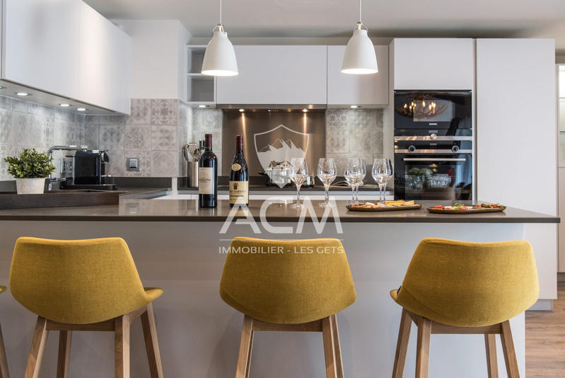 Duplex - 176 m² - 5 pièces