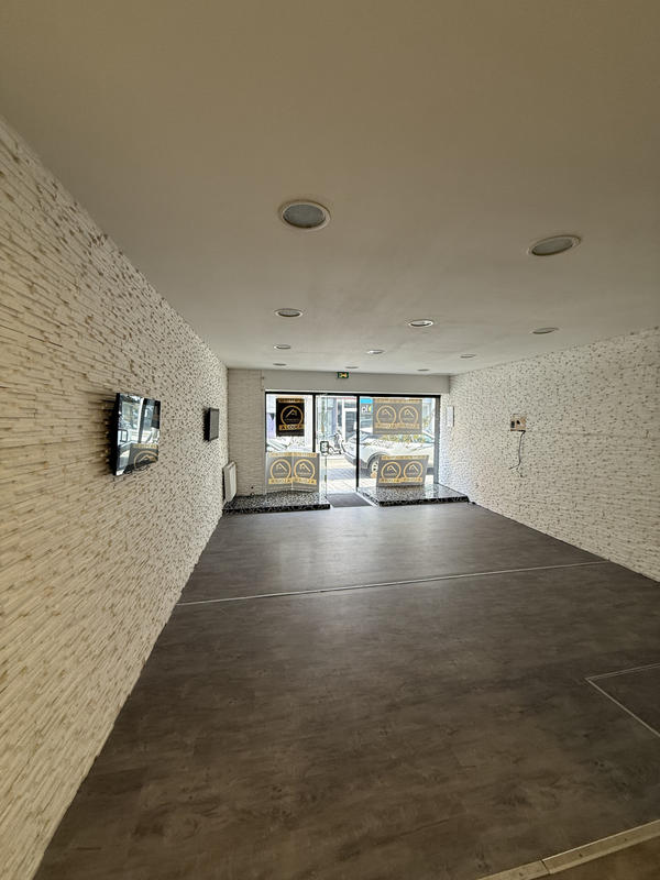 Local commercial - 113 m²