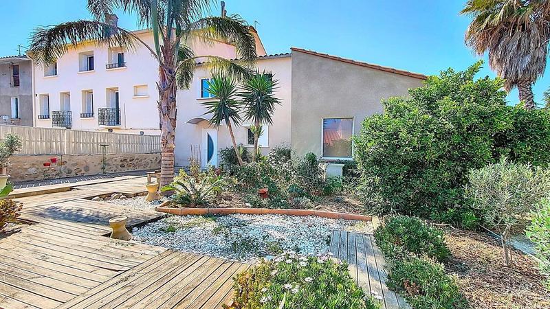 Maison - 209 m² - 7 pièces