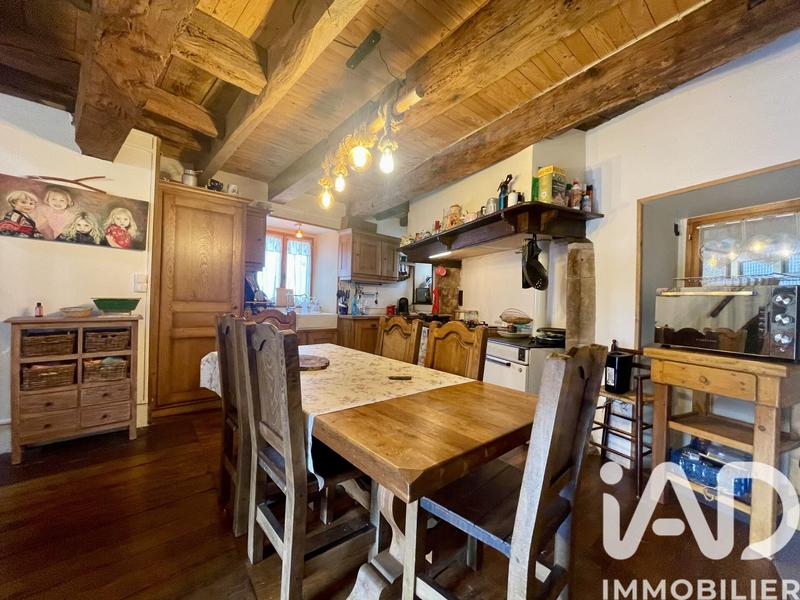 Maison de village - 90 m² - 6 pièces