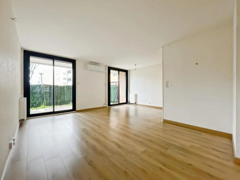 Appartement - 105 m² - 5 pièces