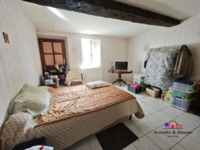 Maison - 96 m² - 5 pièces