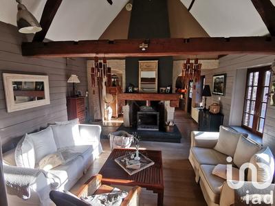 Maison - 200 m² - 8 pièces