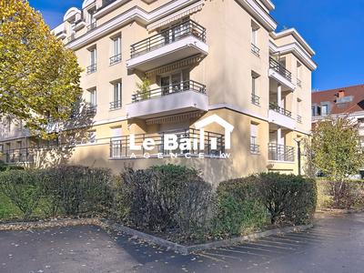 Appartement - 82 m² - 4 pièces