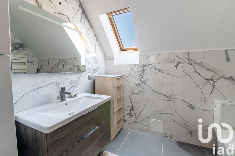 Maison - 105 m² - 6 pièces