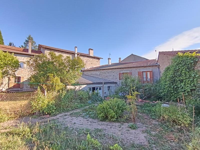 Maison - 300 m² - 14 pièces