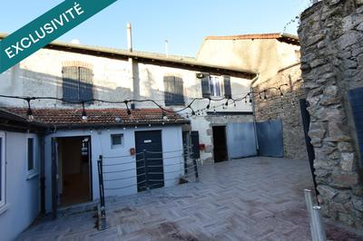 Maison - 301 m² - 12 pièces