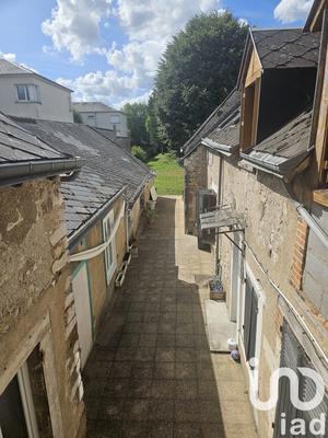 Maison de ville - 225 m² - 9 pièces