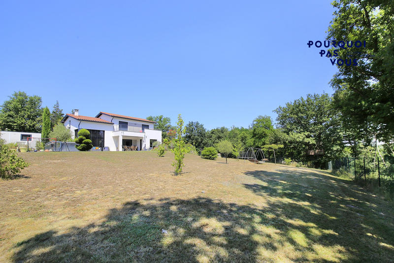 Villa - 191 m² - 7 pièces