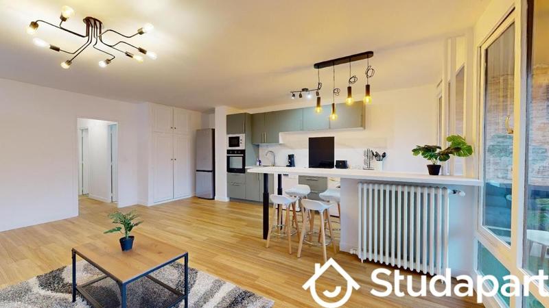 Chambre - 10 m² - 1 pièce