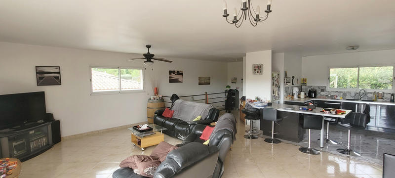 Villa - 140 m² - 4 pièces