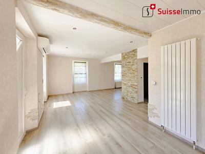 Maison de ville - 106 m² - 4 pièces