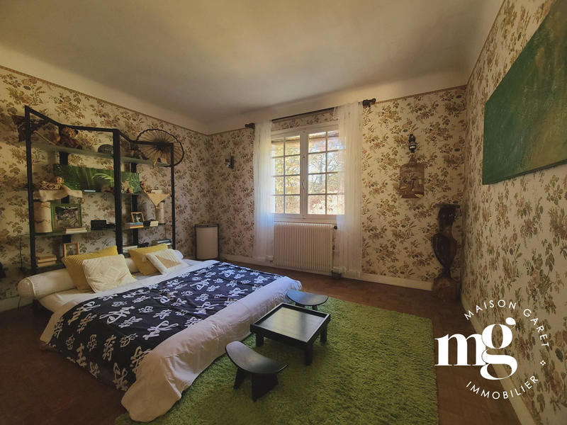 Maison ancienne - 250 m² - 9 pièces