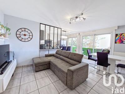 Appartement - 81 m² - 3 pièces