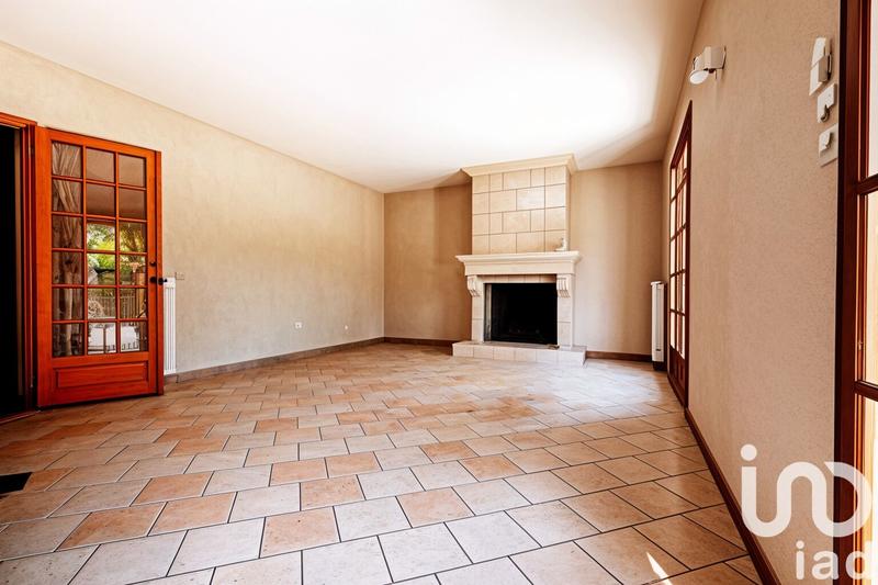 Maison - 196 m² - 7 pièces