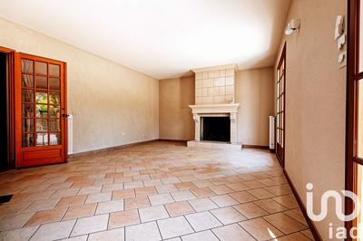 Maison - 196 m² - 7 pièces