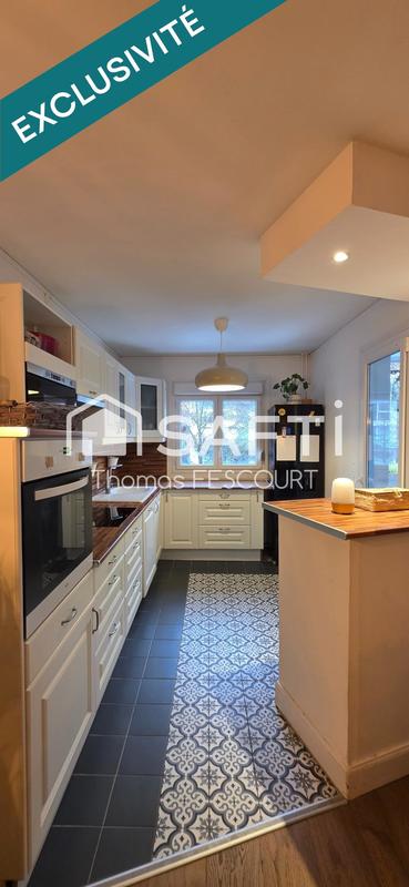 Appartement - 80 m² - 5 pièces