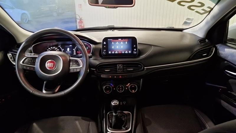 Fiat Tipo 5 Portes 1.4 95 Ch Easy