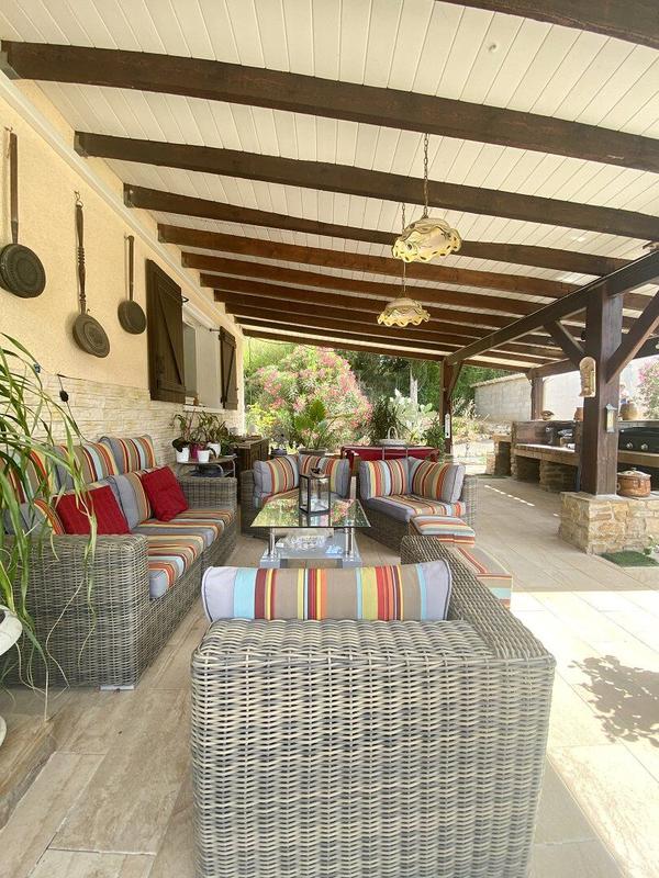 Villa - 210 m² - 8 pièces