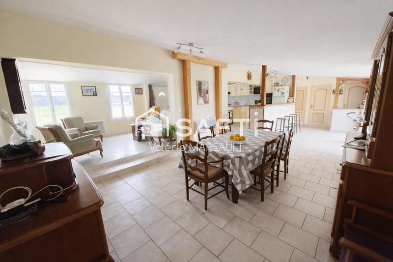 Maison - 108 m² - 5 pièces