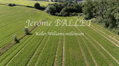 Terrain constructible - 1 294 m²