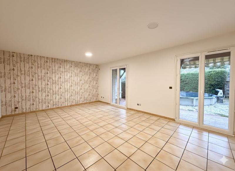 Maison - 104 m² - 4 pièces