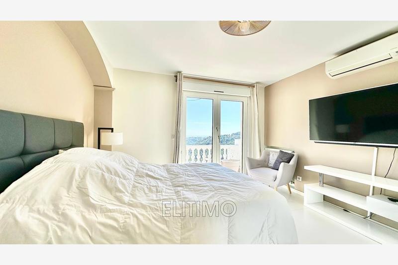 Maison - 223 m² - 6 pièces