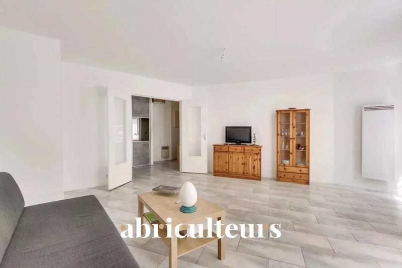 Appartement - 87 m² - 4 pièces