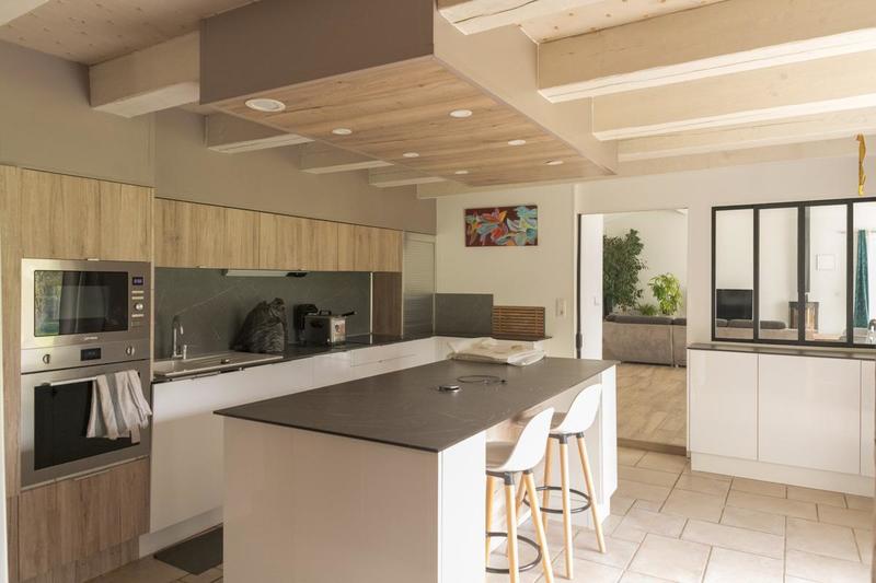 Maison en pierre - 210 m² - 11 pièces