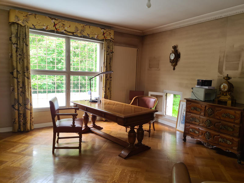 Propriété - 341 m² - 13 pièces