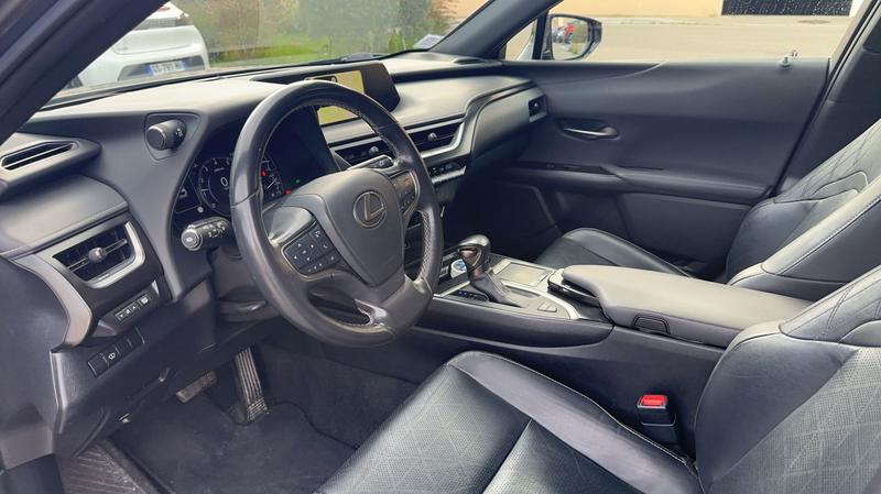 Lexus Ux 2.0 Vvt-iE 184 Hybrid Cvt Luxe