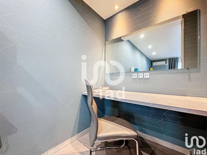 Local commercial - 1 750 m²