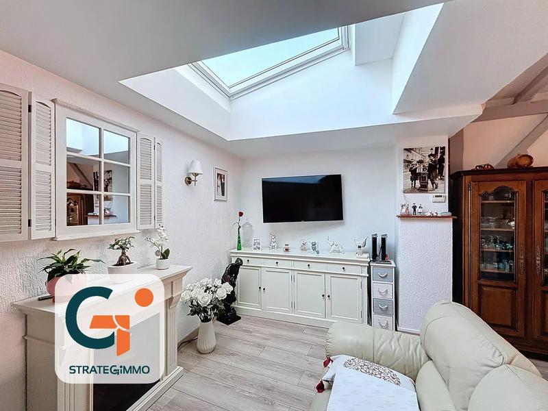 Maison de ville - 94 m² - 5 pièces