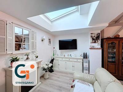 Maison de ville - 94 m² - 5 pièces