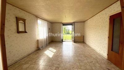 Maison - 165 m² - 8 pièces