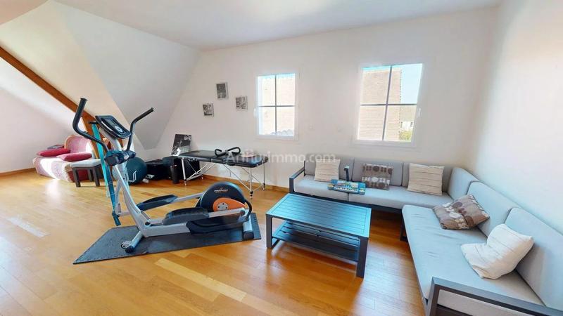 Maison - 308 m² - 9 pièces