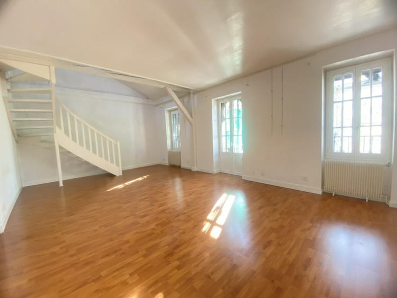 Appartement - 108 m² - 5 pièces