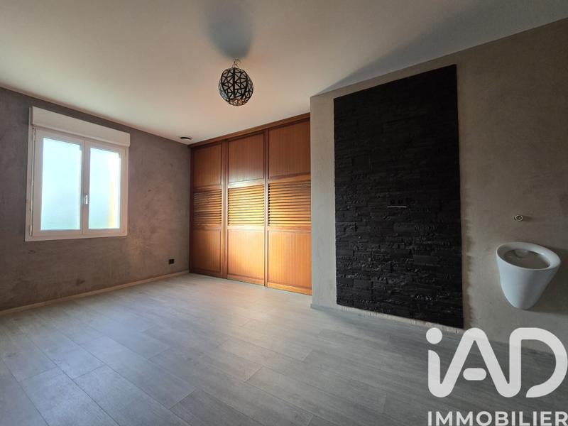 Maison - 227 m² - 5 pièces